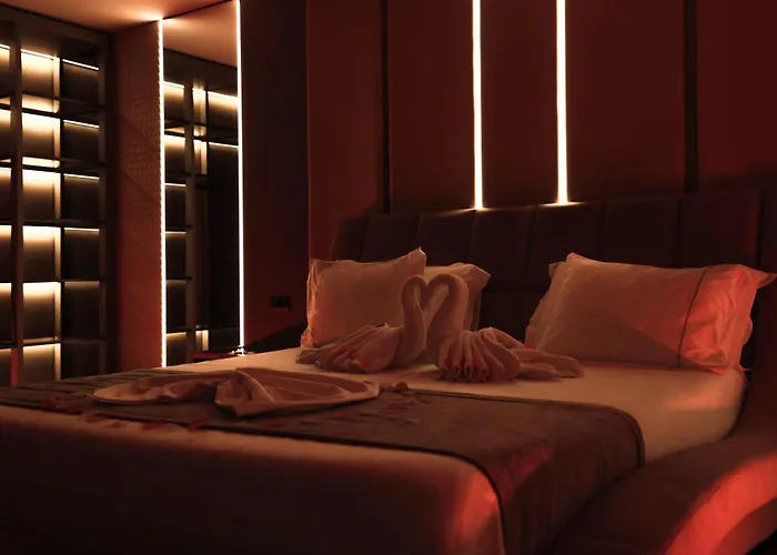 Frojd Kune Resort & Beach Hotel