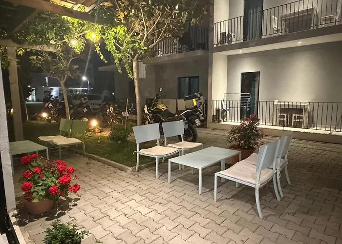 Vila Lazri